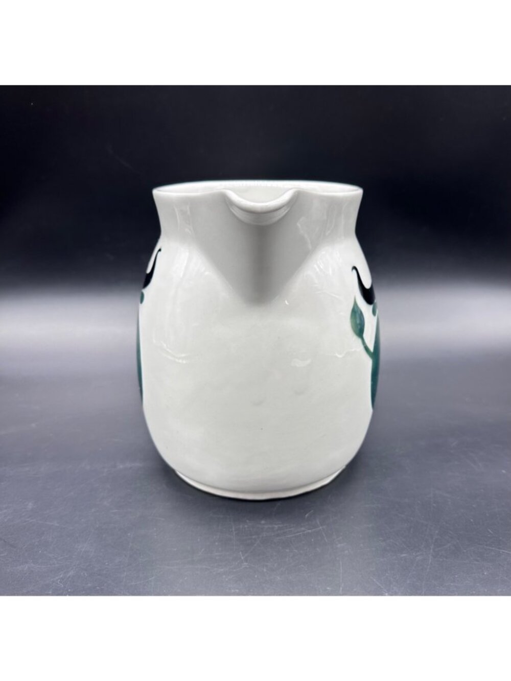 Vintage Arabia Finland Heluna Cow Bull Ceramic Pitcher White Green 48 Oz MCM - Picture 3 of 10